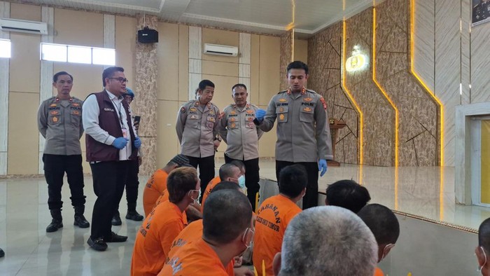Operasi Kilat Polres OKU Timur: 20 Tersangka Dilibas, Setengah Kilogram Sabu Gagal Beredar